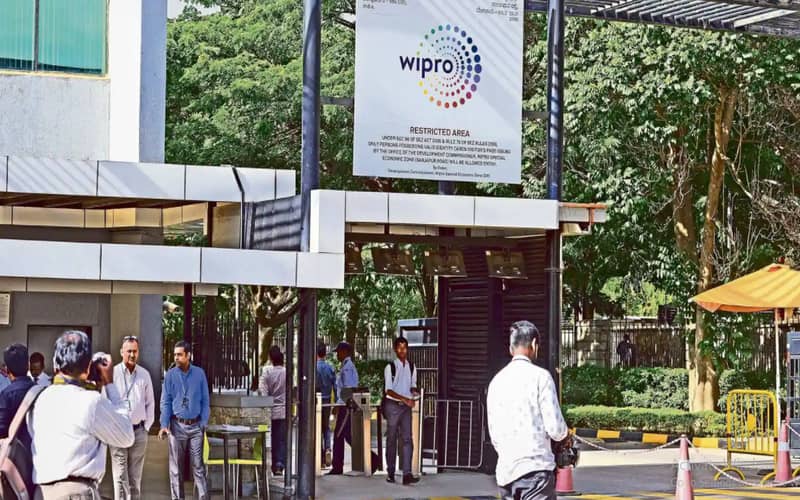 Wipro Urgently Hiring Graduate Engineer Trainee