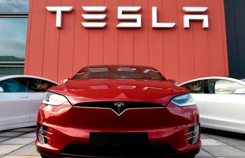 Tesla is Hiring for Freshers | Intern | Tech Trainee | 0 - 1 yrs | Apply Now